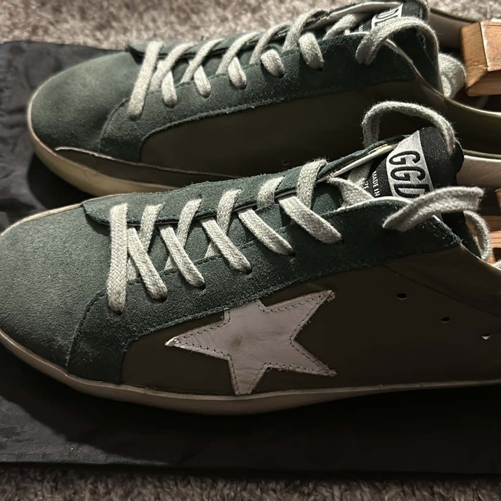 Golden Goose Superstar Low Top Sneakers - Picture 2 of 13